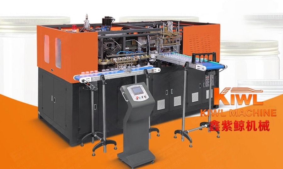 Things to pay attention to before using the bottle blowing machine and the process of making plastic products